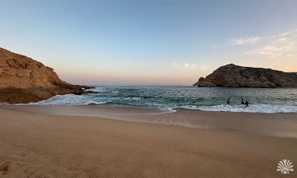 Destino-Los-Cabos-magazine_blog_Top 5 Beaches in Los Cabos to Visit During Spring Break 2025 04