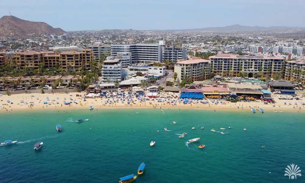Destino-Los-Cabos-magazine_blog_Top 5 Beaches in Los Cabos to Visit During Spring Break 2025 05