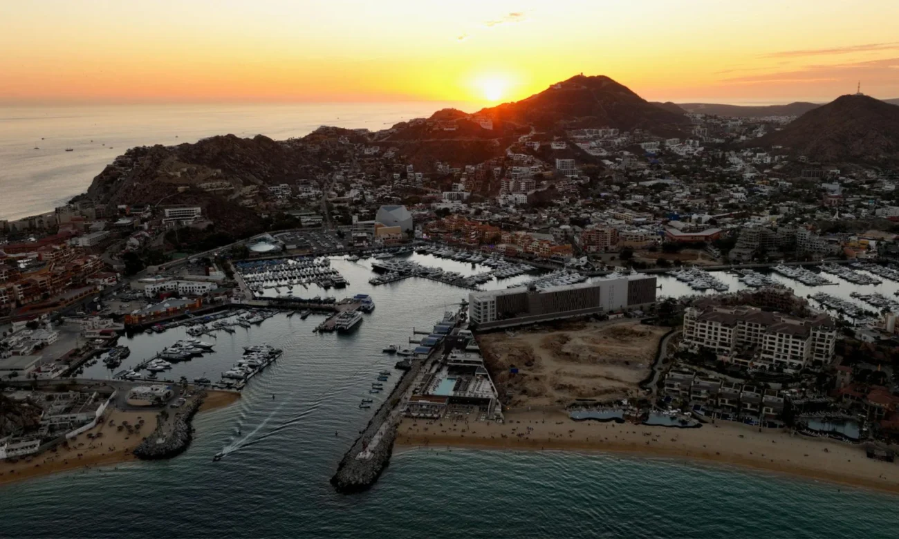 Destino-Los-Cabos-magazine_blog_Baja California Sur Leads Mexico in Economic Growth as Los Cabos Tourism Surges 130% in the Past Decade 01