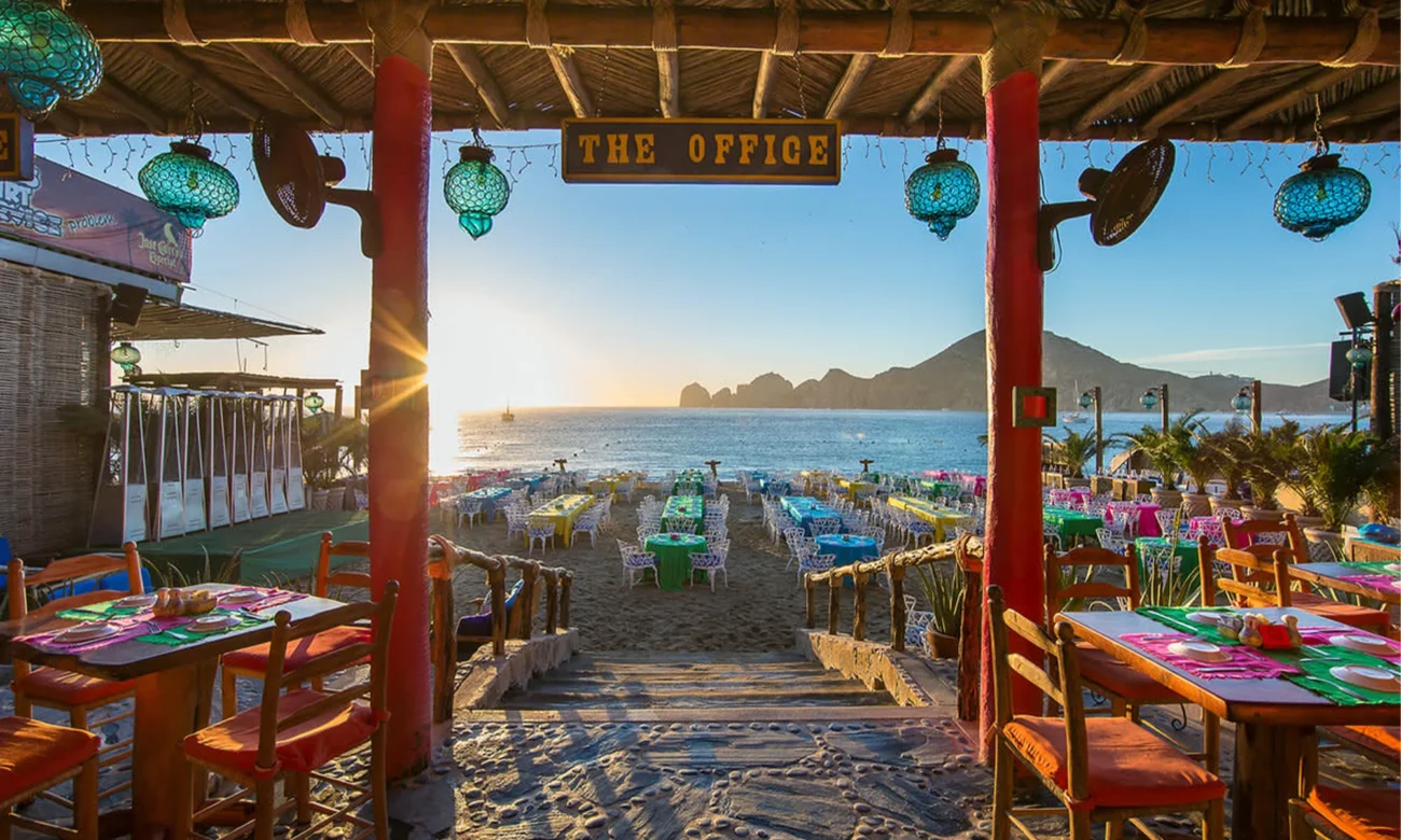 Destino-Los-Cabos-magazine_blog_The Best Spots for Dining on the Sand in Baja 01