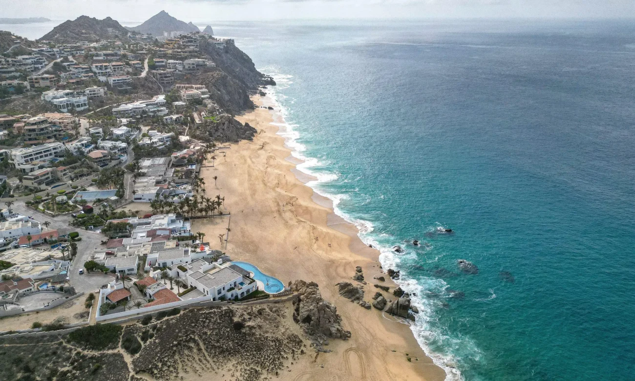 Destino-Los-Cabos-magazine_blog_Building in Cabo From Abroad_Where Projects Gain or Lose Control 01
